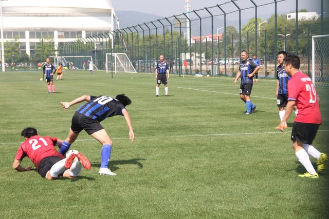 哈登23+16约基奇空砍41分 掘金不敌快船两连败