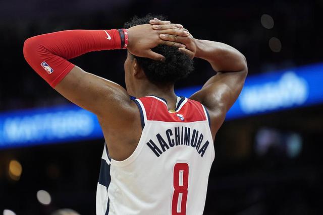 天空体育：阿莫林可能周日就带曼联对阵切尔西